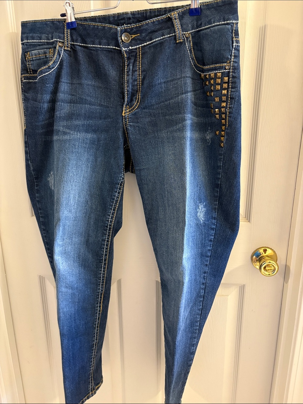 Women’s Dark Blue Studded Slim Jeans